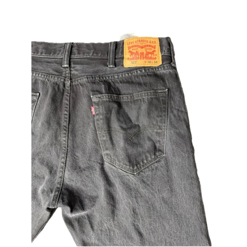 Levis 501 Jeans Mens 38x34 Black Button Fly Straight Leg Dark Wash Denim - Picture 7 of 7